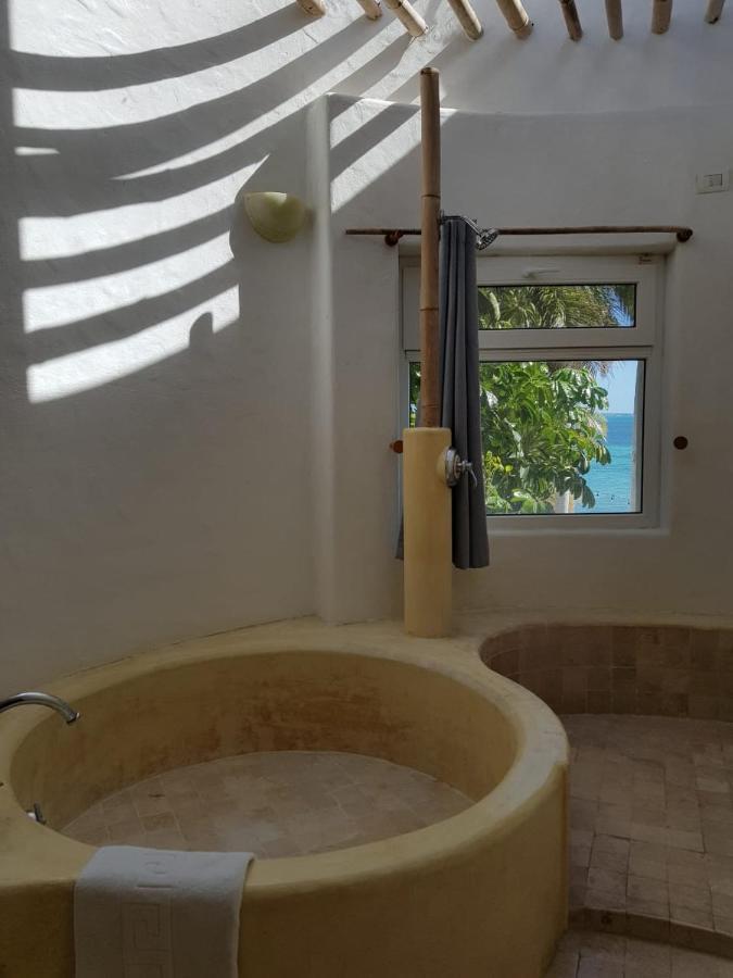 Bella Casa Privada Junto Al Mar Caribe Villa Cancún Exteriör bild